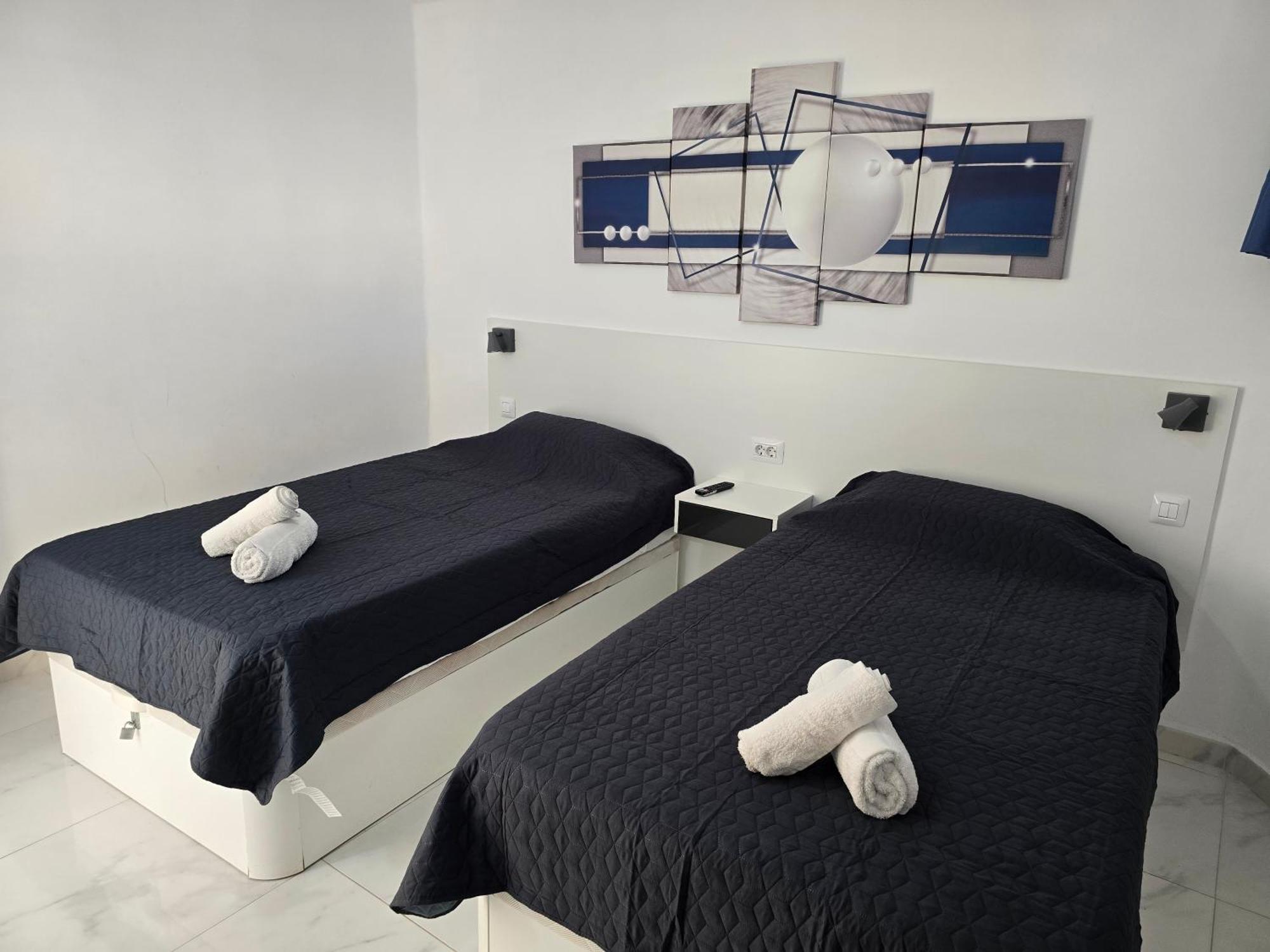 Aqua Sun Los Geranios By Helloapartments Costa Adeje  Exteriör bild